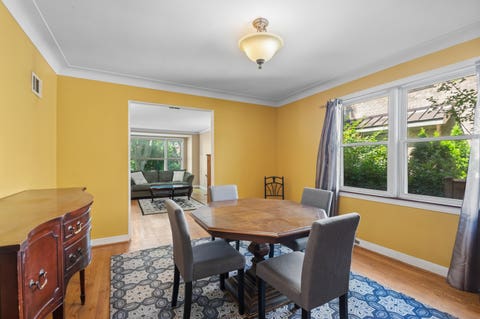 Tiny photo for 2904 W Fargo Avenue, Chicago, IL 60645 (MLS # 12729585)
