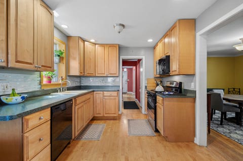 Tiny photo for 2904 W Fargo Avenue, Chicago, IL 60645 (MLS # 12729585)