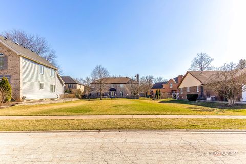 1309 E Brookwood Drive Arlington Heights IL 60004