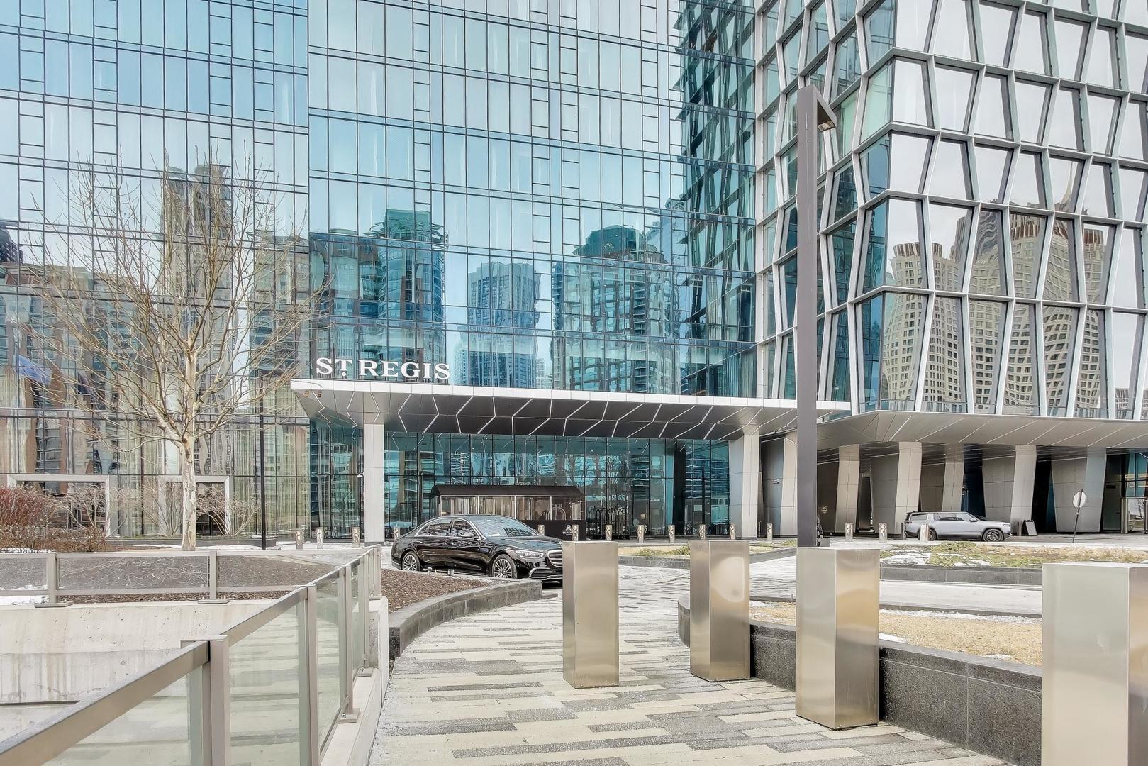 363 E Wacker Drive 2708