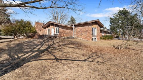 4012 Lisa Drive Rockford IL 61114