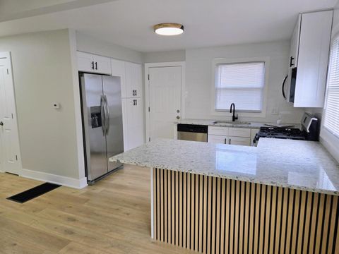 Tiny photo for 16742 Crane Avenue, Hazel Crest, IL 60429 (MLS # 12494878)