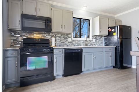 Tiny photo for 1609 Beech Street #B, Normal, IL 61761 (MLS # 12582476)