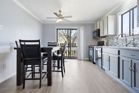 Tiny photo for 1609 Beech Street #B, Normal, IL 61761 (MLS # 12582476)