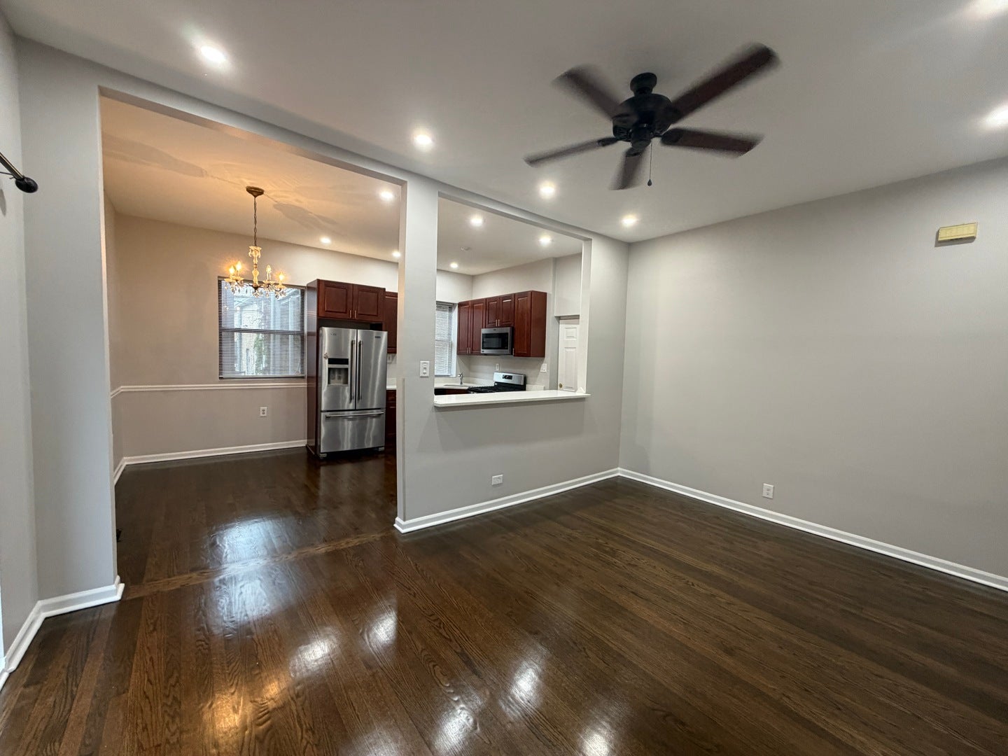 1555 W Rosemont Avenue 1