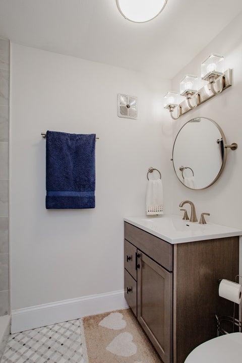 Tiny photo for 2420 W Talcott Road #211, Park Ridge, IL 60068 (MLS # 12655217)