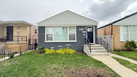 Tiny photo for 4553 S LECLAIRE Avenue, Chicago, IL 60638 (MLS # 12623526)
