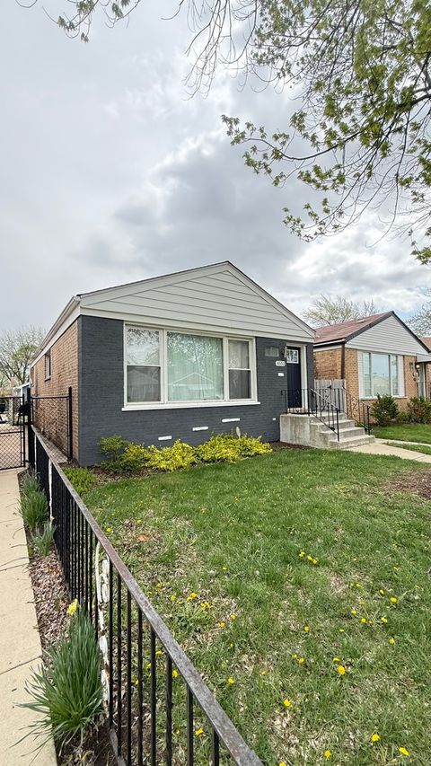 Tiny photo for 4553 S LECLAIRE Avenue, Chicago, IL 60638 (MLS # 12623526)