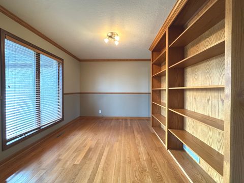 Tiny photo for 19 Old Farm N Court, Bradley, IL 60915 (MLS # 12583492)