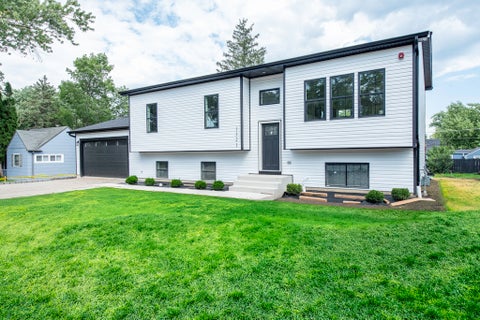 Tiny photo for 1521 Kenmore Avenue, Round Lake Beach, IL 60073 (MLS # 12754163)