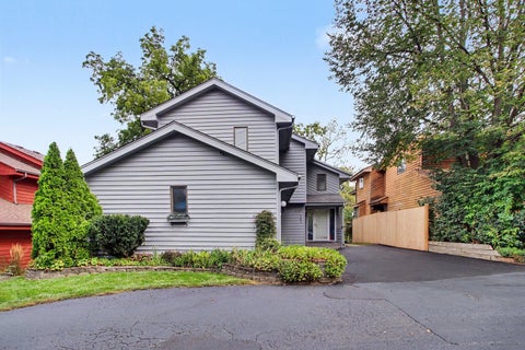 Tiny photo for 26469 N Il Route 83, Mundelein, IL 60060 (MLS # 12755417)