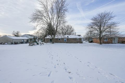 Tiny photo for 165 E Baker Street, Manteno, IL 60950 (MLS # 12531583)