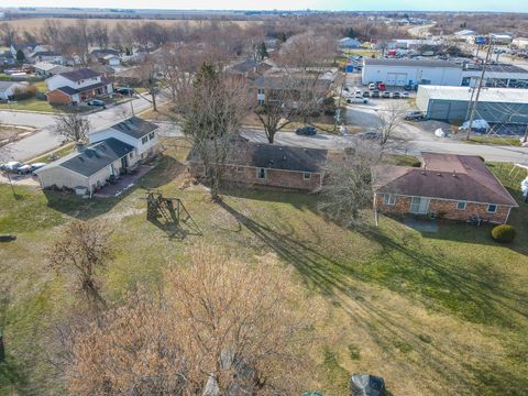 Tiny photo for 165 E Baker Street, Manteno, IL 60950 (MLS # 12531583)