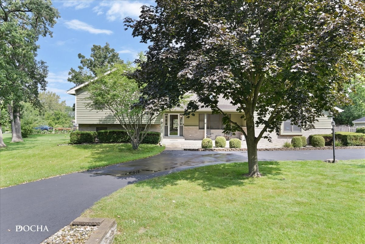 48 Glenda Lane