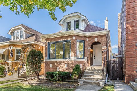 Photo of 5448 N Lieb Avenue, Chicago, IL 60630 (MLS # 12508155)