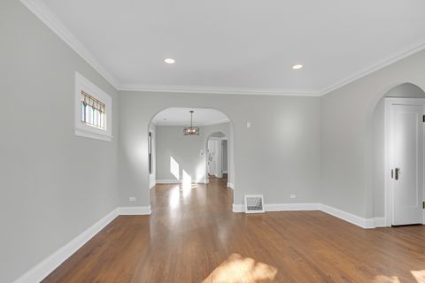 Tiny photo for 5448 N Lieb Avenue, Chicago, IL 60630 (MLS # 12508155)