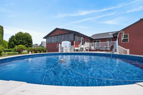 Tiny photo for 513 Pembroke Road SW, Poplar Grove, IL 61065 (MLS # 12673940)