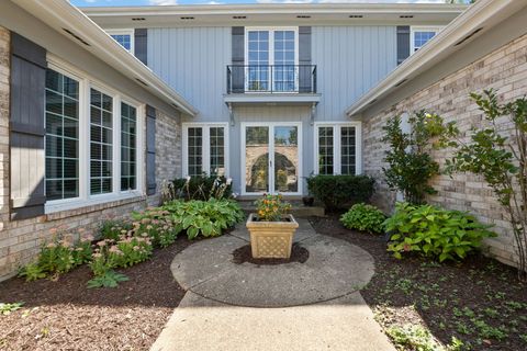 Photo of 3155 Kayjay Drive, Northbrook, IL 60062 (MLS # 12484622)