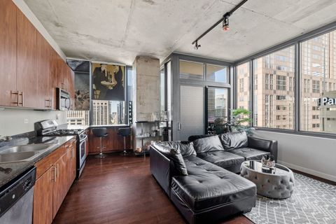 Tiny photo for 235 W Van Buren Street #1615, Chicago, IL 60607 (MLS # 12465419)