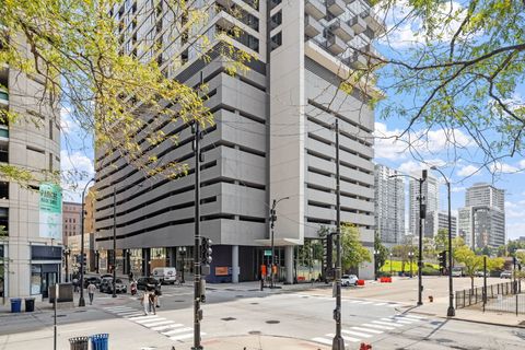 Photo of 235 W Van Buren Street #1615, Chicago, IL 60607 (MLS # 12465419)