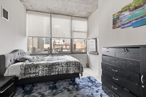 Tiny photo for 235 W Van Buren Street #1615, Chicago, IL 60607 (MLS # 12465419)
