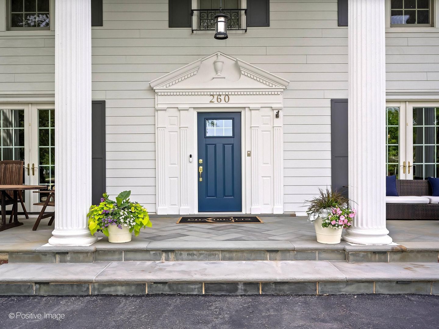 260 STONEGATE Road