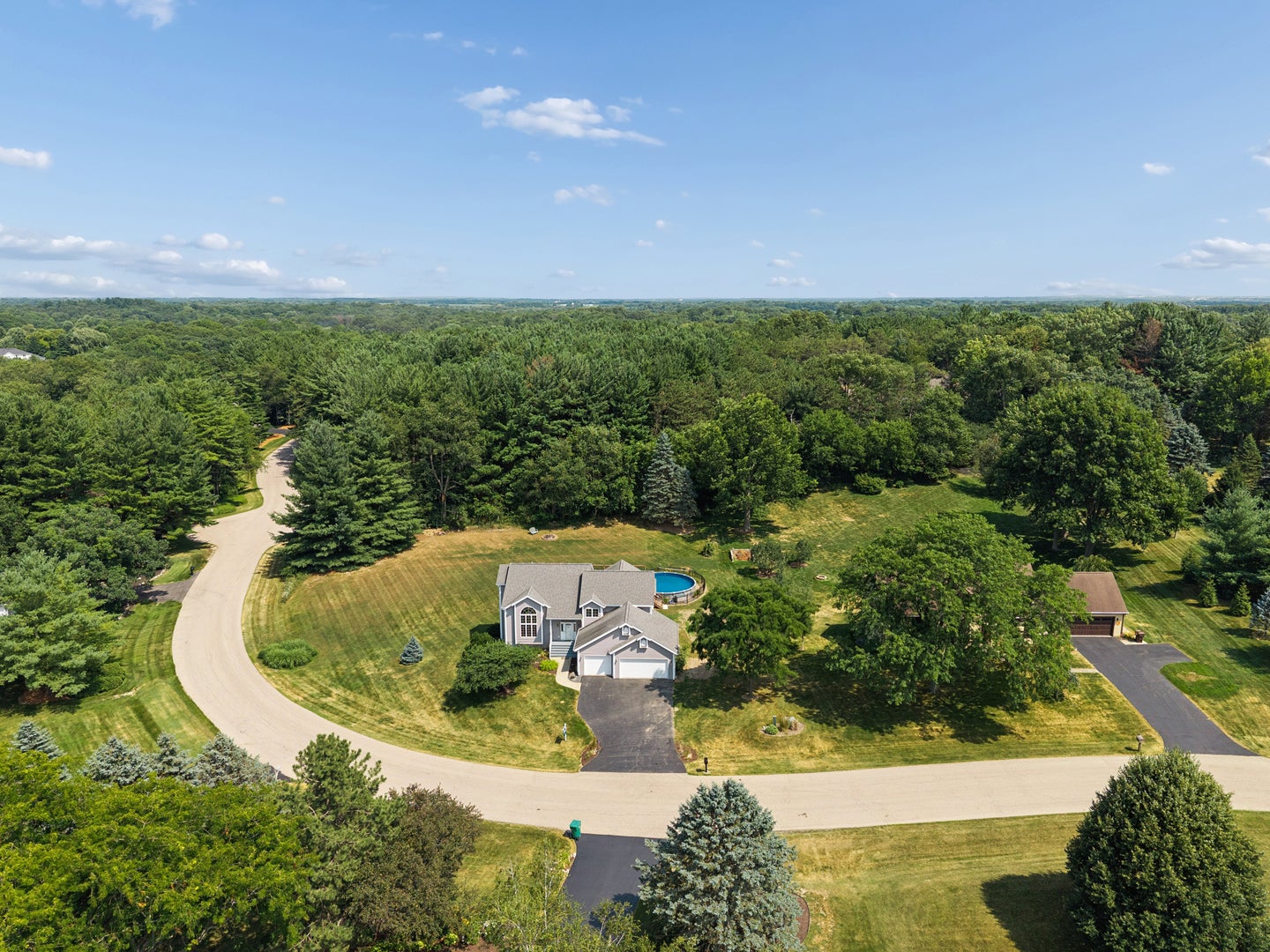 539 Creekview Lane