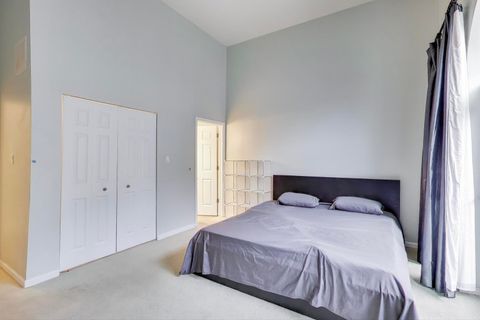 Tiny photo for 4926 S Drexel Boulevard #C, Chicago, IL 60615 (MLS # 12466977)