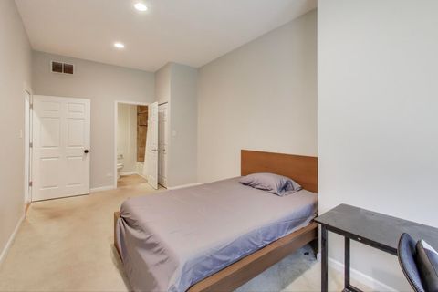 Tiny photo for 4926 S Drexel Boulevard #C, Chicago, IL 60615 (MLS # 12466977)