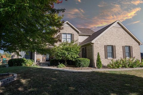 Photo of 6 Knollbrook Court, Bloomington, IL 61705 (MLS # 12501390) Photo of 6 Knollbrook Court, Bloomington, IL 61705 (MLS # 12501390)
