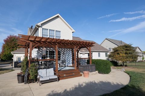 Tiny photo for 6 Knollbrook Court, Bloomington, IL 61705 (MLS # 12501390)