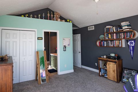Tiny photo for 6 Knollbrook Court, Bloomington, IL 61705 (MLS # 12501390)