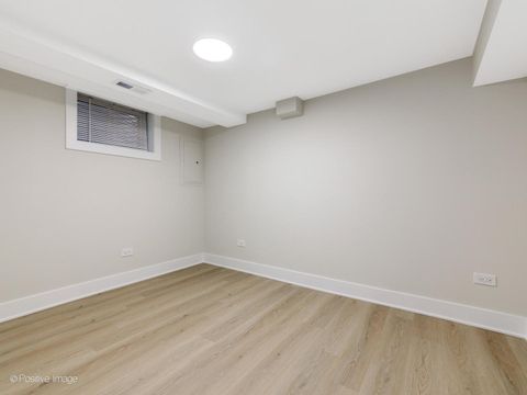 Tiny photo for 6207 N Hiawatha Ave, Chicago, IL 60646 (MLS # 12486373)