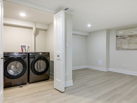 Tiny photo for 6207 N Hiawatha Ave, Chicago, IL 60646 (MLS # 12486373)