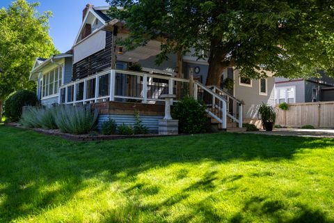 Tiny photo for 1117 E Olive Street, Bloomington, IL 61701 (MLS # 12683937)