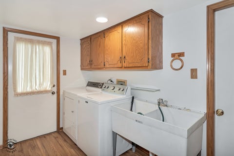 Tiny photo for 15718 Chapel Hill Road, Orland Park, IL 60462 (MLS # 12767216)