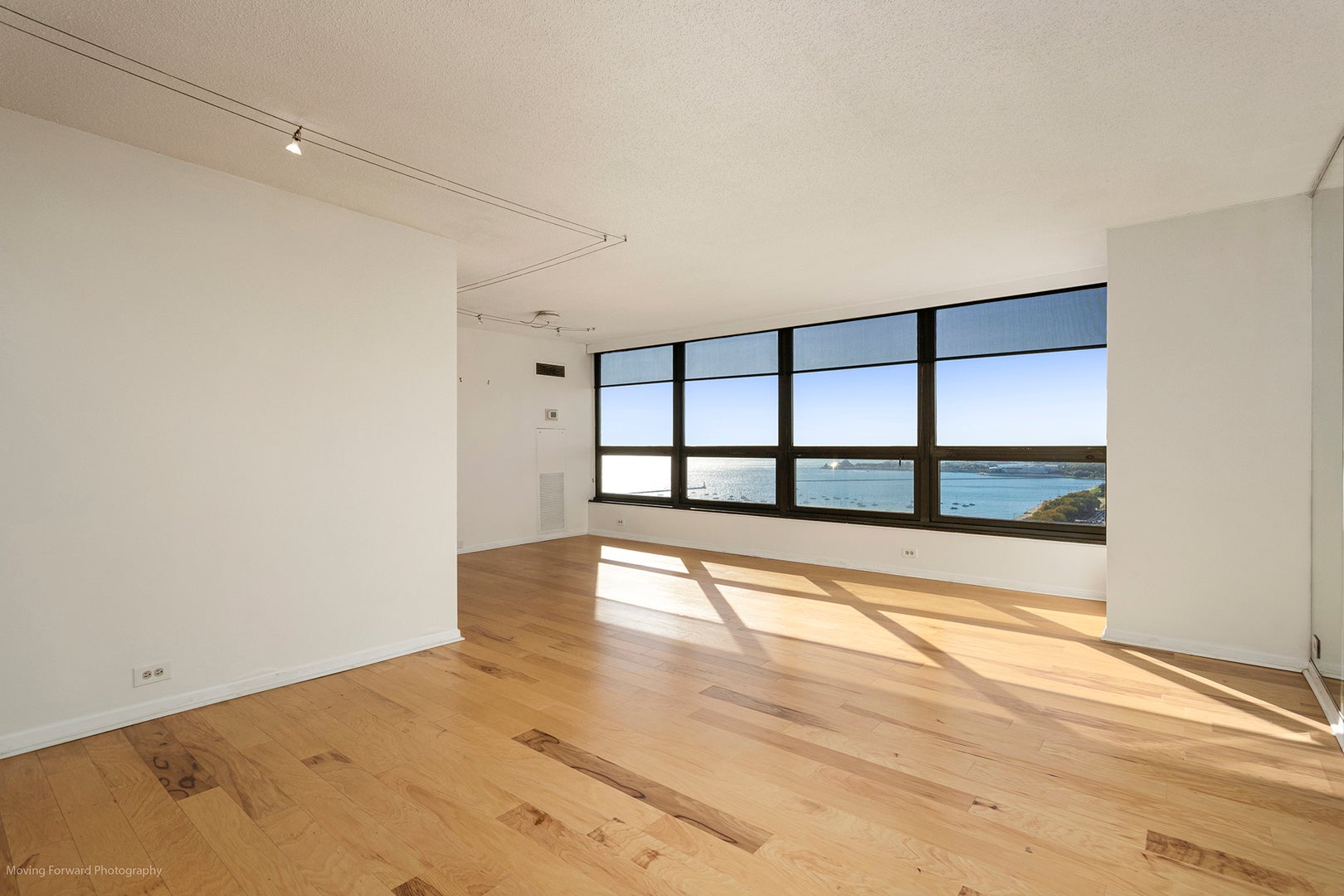 360 E Randolph Street 2203