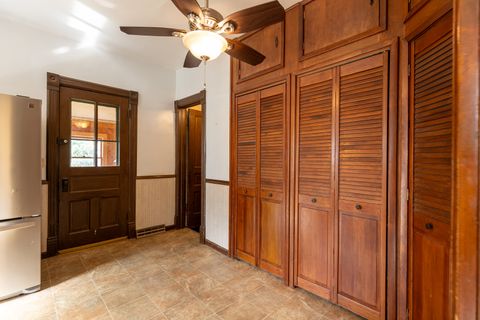 Tiny photo for 3212 Clinton Avenue, Berwyn, IL 60402 (MLS # 12504188)