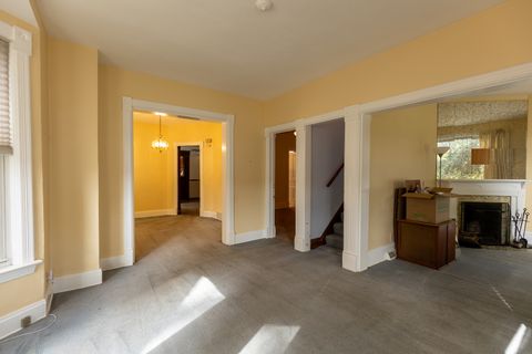 Tiny photo for 3212 Clinton Avenue, Berwyn, IL 60402 (MLS # 12504188)