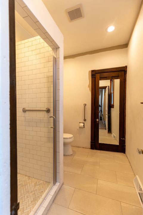 Tiny photo for 3212 Clinton Avenue, Berwyn, IL 60402 (MLS # 12504188)