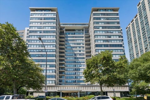 Photo of 3440 N Lake Shore Drive #5G, Chicago, IL 60657 (MLS # 12725565)