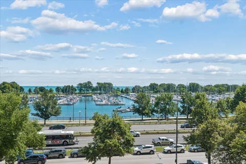 Tiny photo for 3440 N Lake Shore Drive #5G, Chicago, IL 60657 (MLS # 12725565)