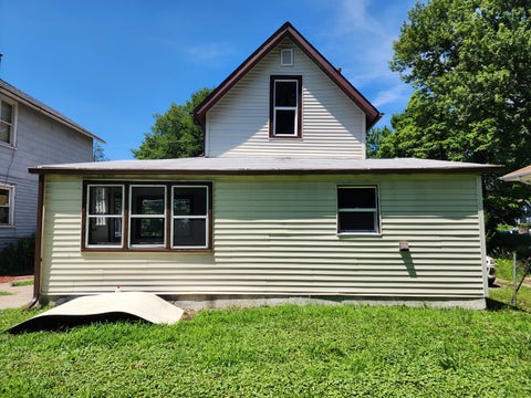Tiny photo for 1209 Gaines Street, Davenport, IA 52804 (MLS # 12698838)