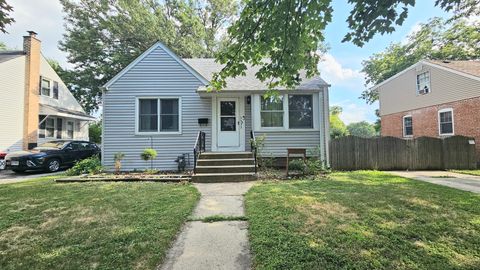 Tiny photo for 3533 212th Place, Matteson, IL 60443 (MLS # 12422018)