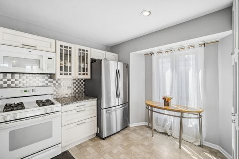 Tiny photo for 329 Redwing Drive, Deerfield, IL 60015 (MLS # 12602307)