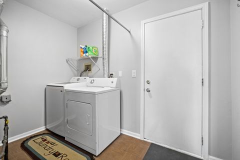 Tiny photo for 329 Redwing Drive, Deerfield, IL 60015 (MLS # 12602307)