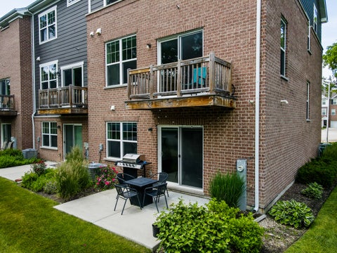 Tiny photo for 81 Timber Wolf Drive, Wheeling, IL 60090 (MLS # 12674007)