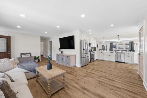 Tiny photo for 1335 S Villa Avenue, Villa Park, IL 60181 (MLS # 12595072)