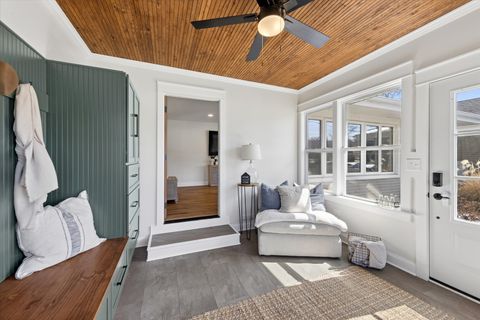 Tiny photo for 1335 S Villa Avenue, Villa Park, IL 60181 (MLS # 12595072)