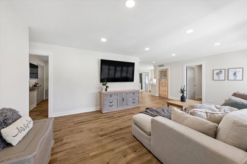 Tiny photo for 1335 S Villa Avenue, Villa Park, IL 60181 (MLS # 12595072)